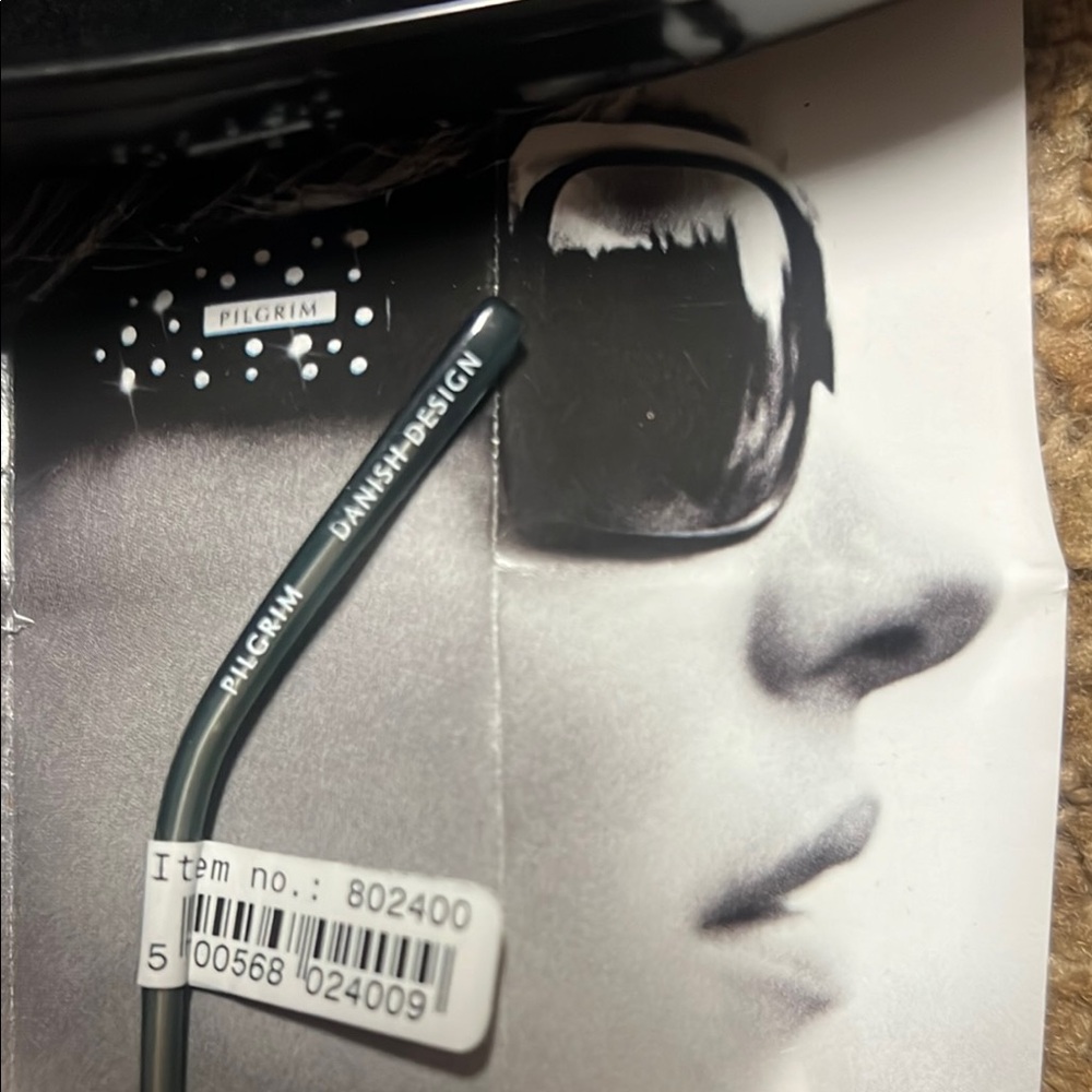 Pilgrim Sunglasses - image 5